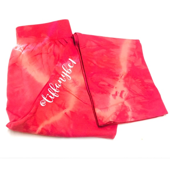 Nikibiki Seamless Custom Tie Dye Capri Legging - Picture 2 of 12